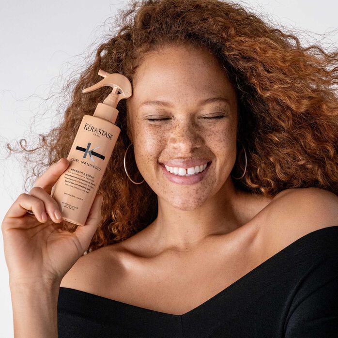 KÉRASTASE | CURL MANIFESTO | SPRAY REFRESH ABSOLU | SOIN RAVIVEUR DE BOUCLES INSTANTANÉ POUR CHEVEUX BOUCLÉS, FRISÉS & CRÉPUS | 190 ML
