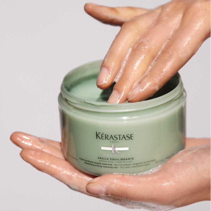 KÉRASTASE | SPÉCIFIQUE | ARGILE CRÈME ÉQUILIBRANTE | CRÈME LAVANTE & PURIFIANTE POUR RACINES GRASSES & LONGUEURS SENSIBILISÉES | 250 ML