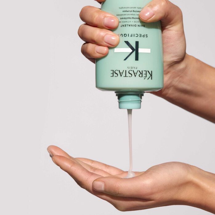 KÉRASTASE | SPÉCIFIQUE | BAIN DIVALENT | SHAMPOING CRÈME ÉQUILIBRANT POUR RACINES GRASSES & LONGUEURS SENSIBILISÉES | 250 ML