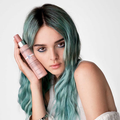 KÉRASTASE | CHROMA ABSOLU | SÉRUM CHROMA THERMIQUE | SÉRUM THERMO-PROTECTEUR HYDRATANT & ANTI-FRISOTTIS SANS RINÇAGE POUR CHEVEUX COLORÉS SENSIBILISÉS OU ABÎMÉS | 150 ML